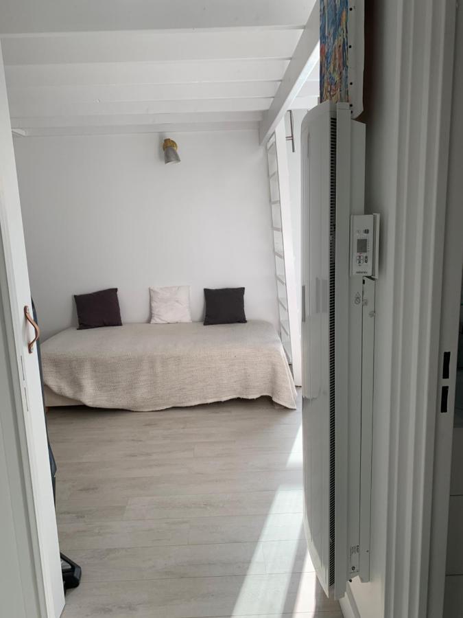 Blue Bay Studio Terrasse Довиль Экстерьер фото